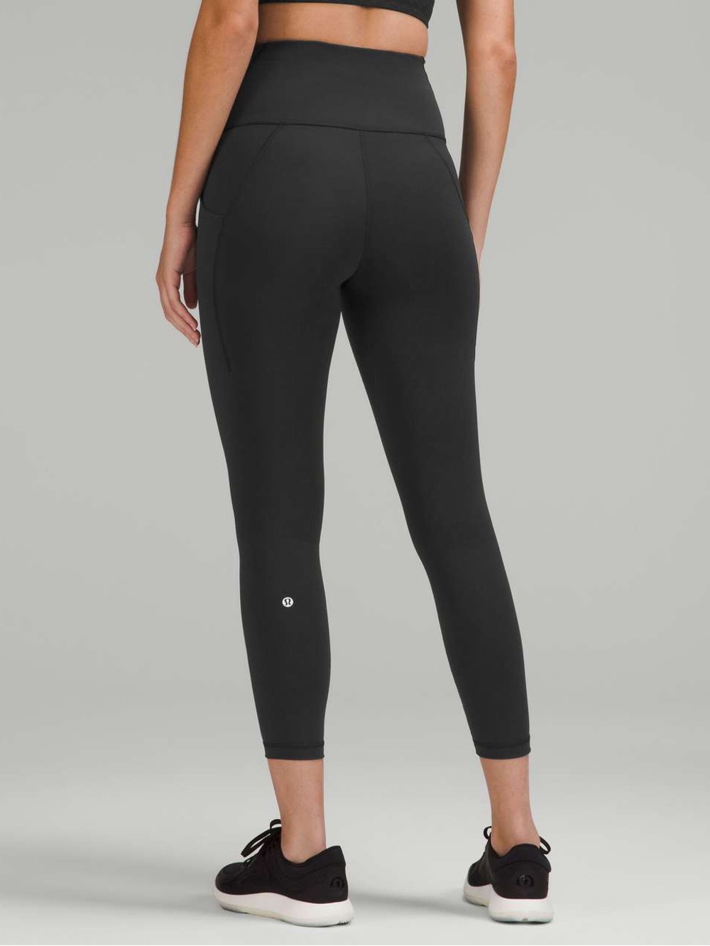 Lululemon Black Wunder Train Leggings with Pockets 25” inseam running athletic